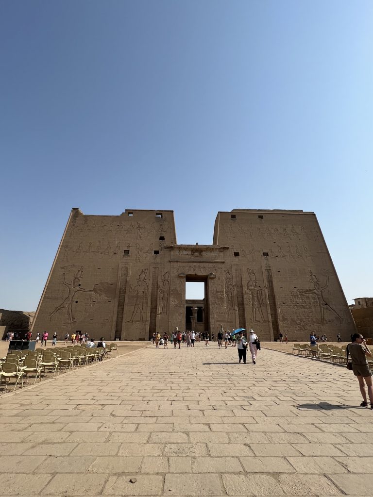 Fachada - Templo Edfu